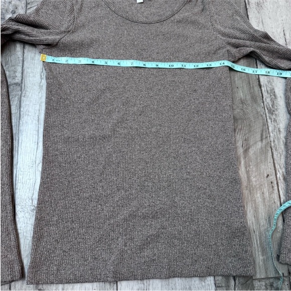 Agolde Long Sleeve Ribbed Top - Taupe - Picture 5 of 5